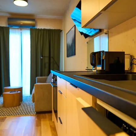 Апартаменты 1-bedroom Adam With Free Parking *